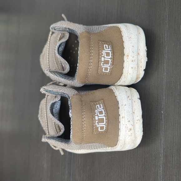 Kids size 12 hey dudes - Picture 4 of 7